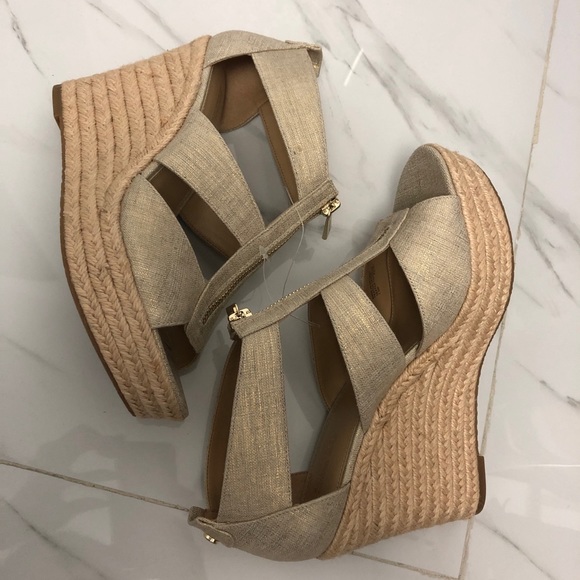 Michael Kors Berkley Espadrille Wegde light gold 10 - Picture 8 of 9